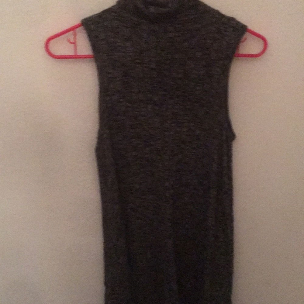 Dress - Picture 6 of 6